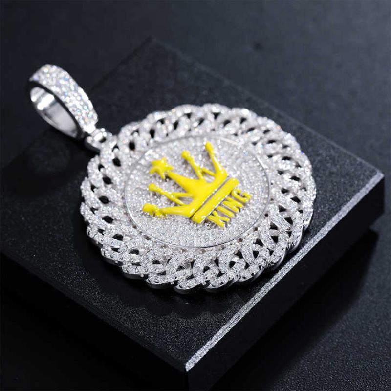 Glow In The Dark Jewelry Gift 925 Sterling Silver Full VVS Moissanite Diamond Round Crown Disc Pendant