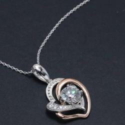 Custom New Design Engagement Wedding Heart Shaped White Gold and Rose Jewelry Round Cut 2CT Diamond Moissanite Pendant Necklace