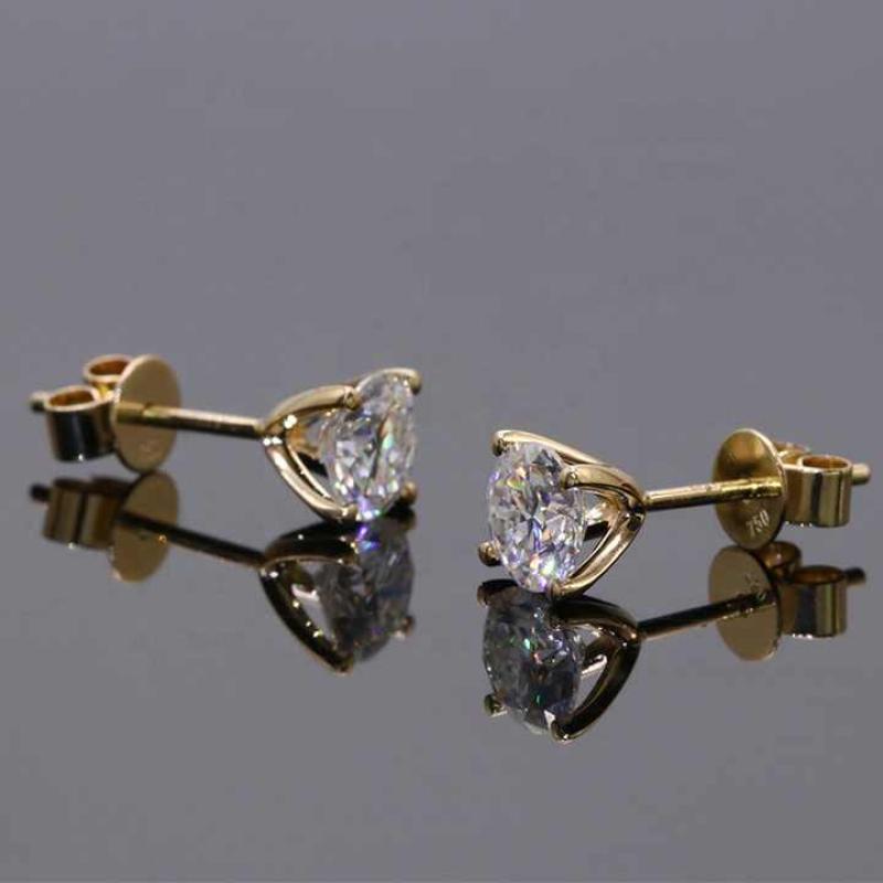 Fine jewelry  GRA certificate 1ct x 2 round moissanite diamond simple 4 claws 18K yellow gold stud earrings for women