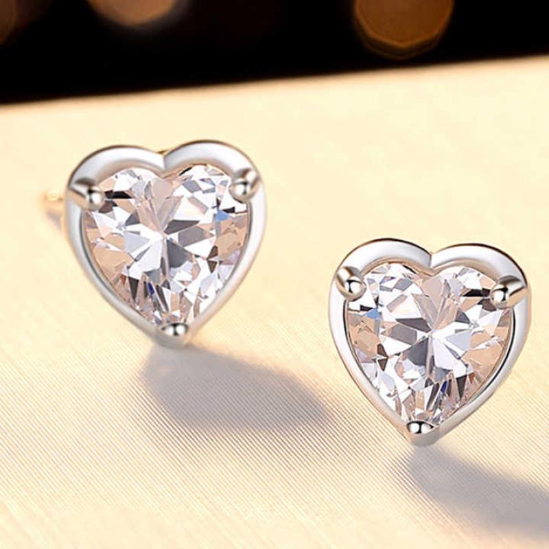 0.8 carat 925 sterling silver moissanite heart shape earrings women