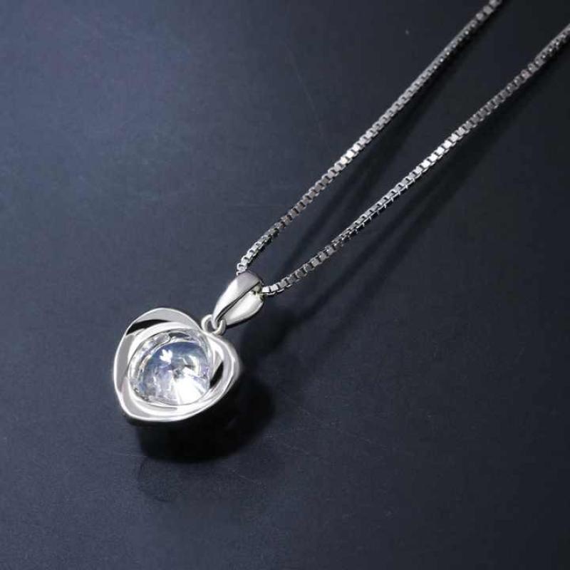 1.5 carat heart shape moissanite pendant necklace with round cut white D VVS GRA moissanite silver 925 gold plated necklace